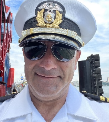 What to look for when hiring a captain or crew