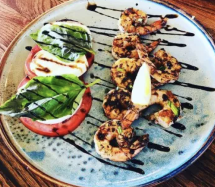 Some of the best dock-and-dine restaurants along the ICW, grouped by region: