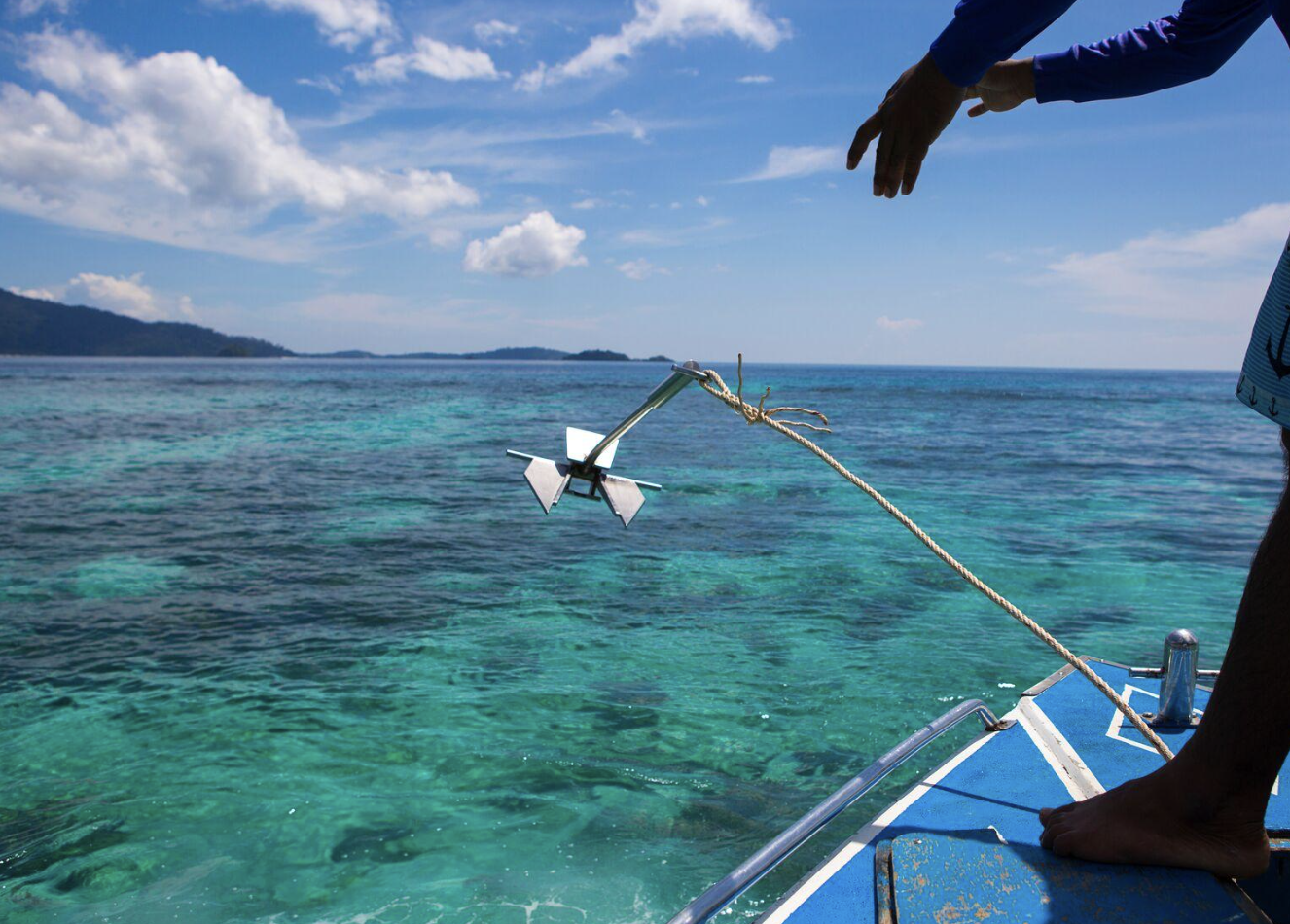 Engine Failure: What to Do Immediately (And Why Anchoring Comes First)