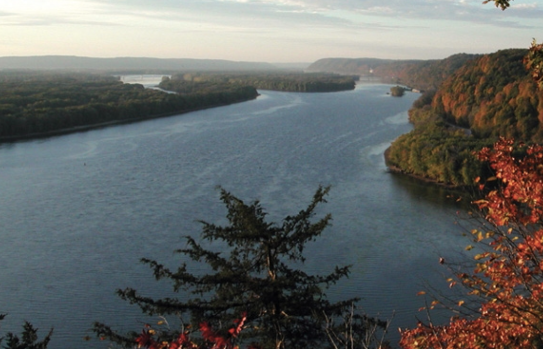 🚤 Boating the Mighty Mississippi: A Legendary American Voyage